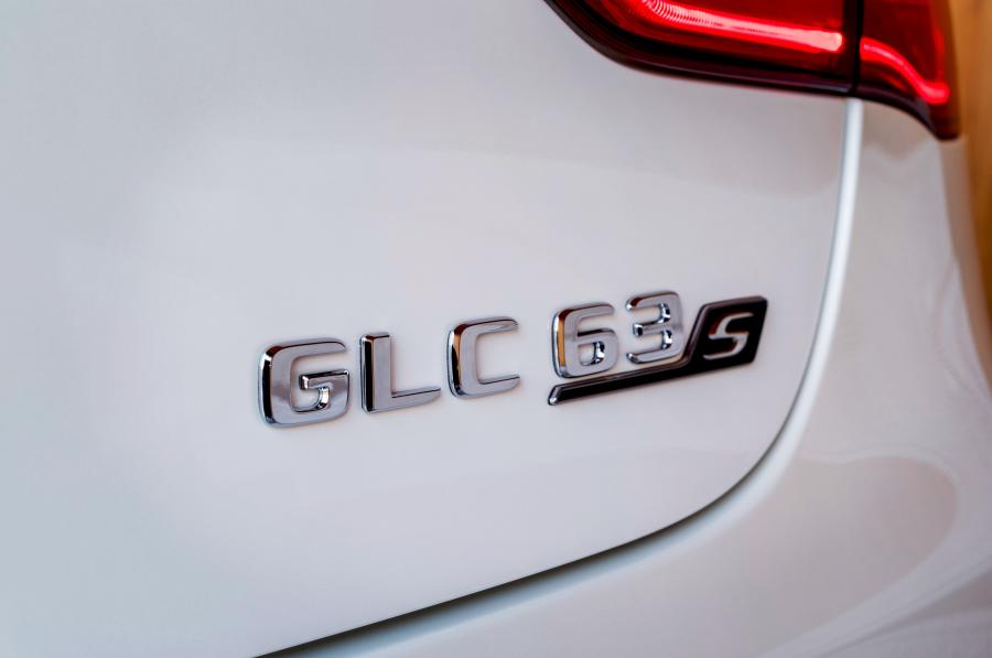 Логотип Mercedes-AMG GLC63 S 4Matic+ Coupe (C253) 2017 года  (WW) (фото 15 из 63)